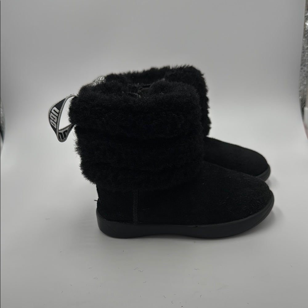 UGG Black Ankle Boots with Cozy Fur Lining